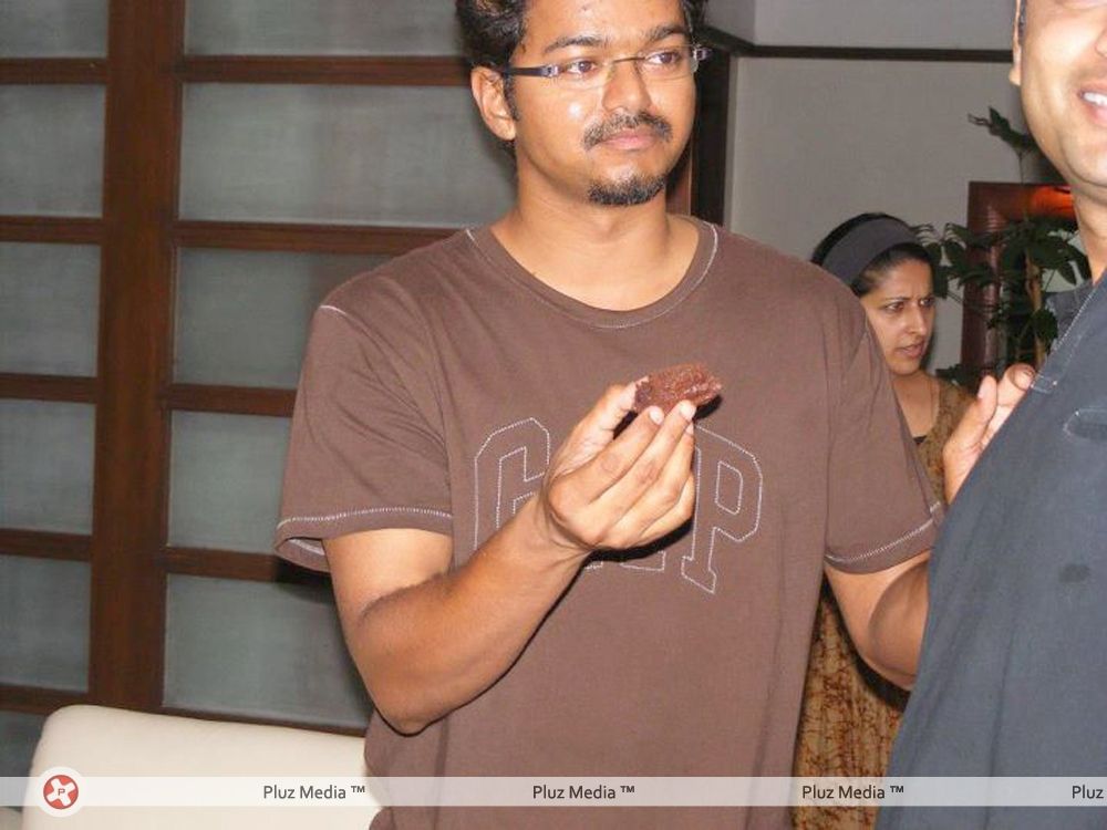 Vijay - Velayudham Success Party At Vijay House - Pictures | Picture 115183